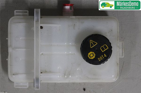 Brake liquid container MERCEDES-BENZ CITAN Box Body/MPV (W420)