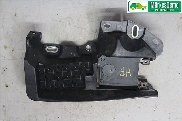 Stoßstangenhalter MAZDA MX-5 IV (ND)