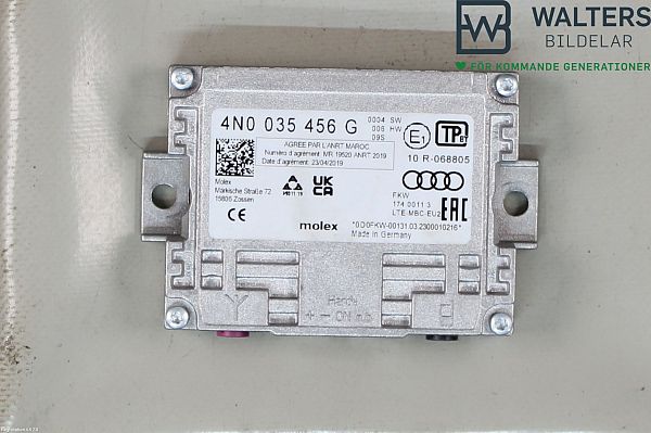 Wzmacniacz antenowy AUDI Q4 e-tron SUV (F4B)