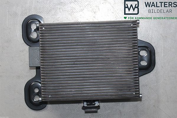 Voltage converter inverter