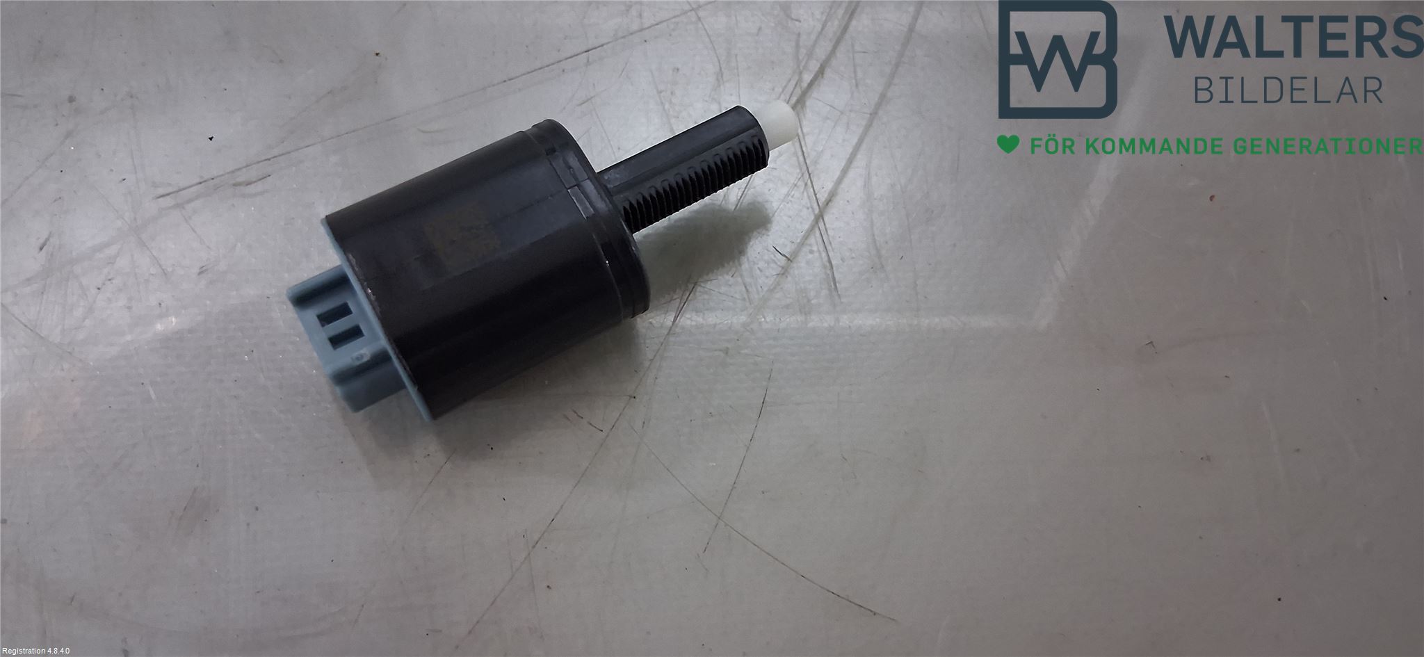 Bremselyskontakt ISUZU D-MAX III (TFR, TFS)