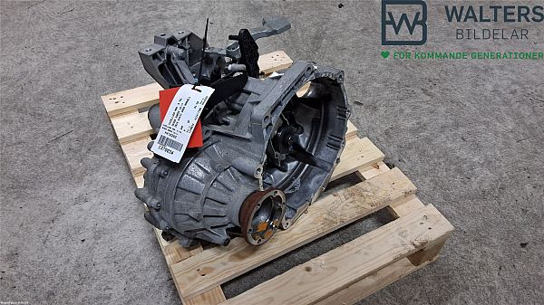 Schaltgetriebe SKODA KAROQ (NU7)