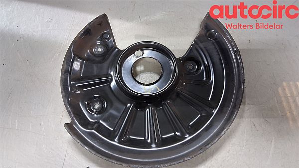 Wheel hub spindle