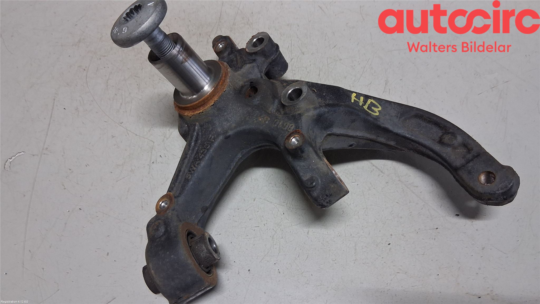 5WA-505-436-F: Spindle - rear, Spindle - front, Rear axle assembly