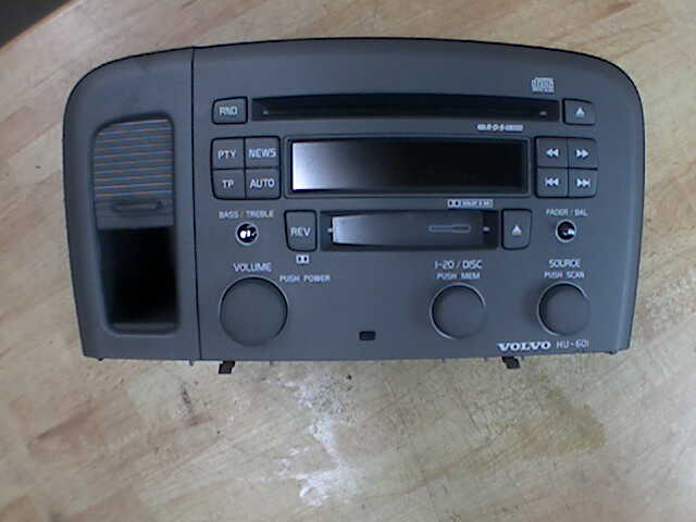 Radio/CD/DVD/GPS head unit