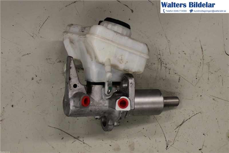 4H0611021 : Hauptbremszylinder - Autoparts24