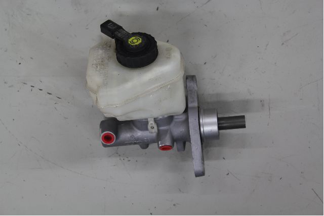 Maître-cylindre de frein AUDI Q7 (4LB)