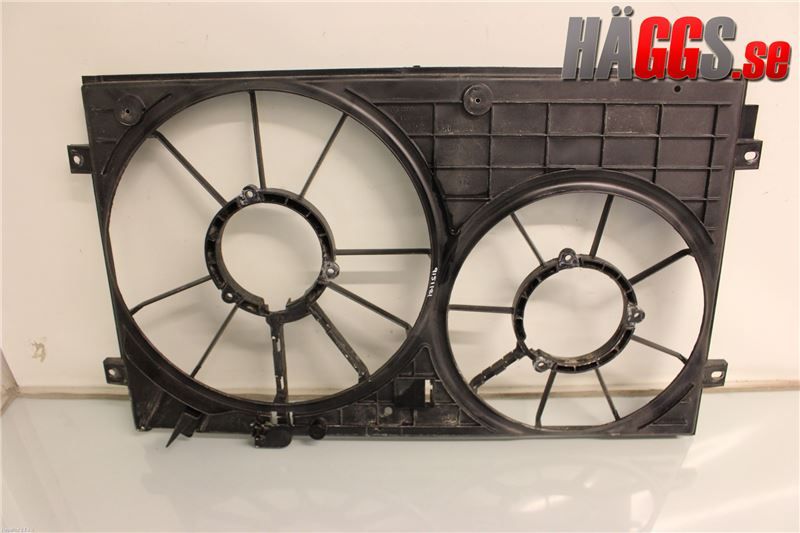 Radiator bovenkant VW PASSAT Estate (3C5)