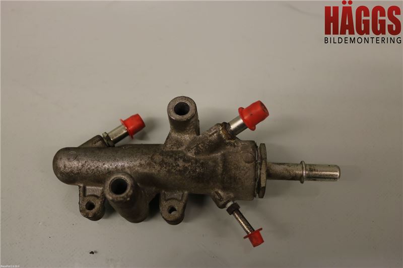 High-pressure rail / injection nozzle pipe SUZUKI SX4 (EY, GY)