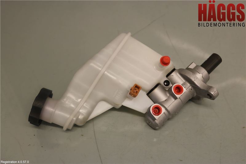 Brake - Master cylinder KIA PRO CEE'D (JD)