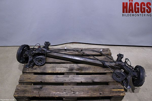 Rear axle assembly - complete MITSUBISHI MIRAGE / SPACE STAR Hatchback (A0_A)