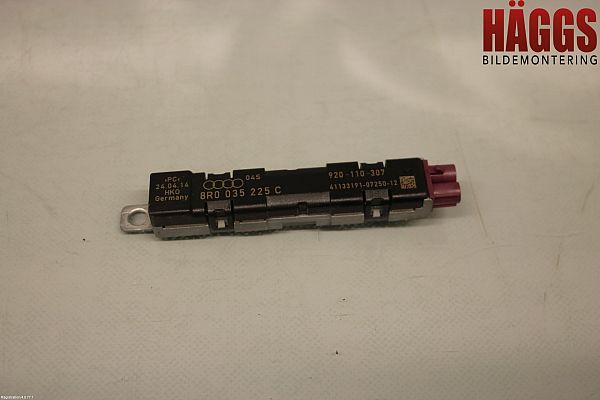 Wzmacniacz antenowy AUDI Q5 (8RB)