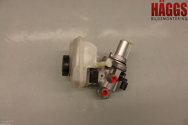 Brake - Master cylinder AUDI Q5 (FYB)