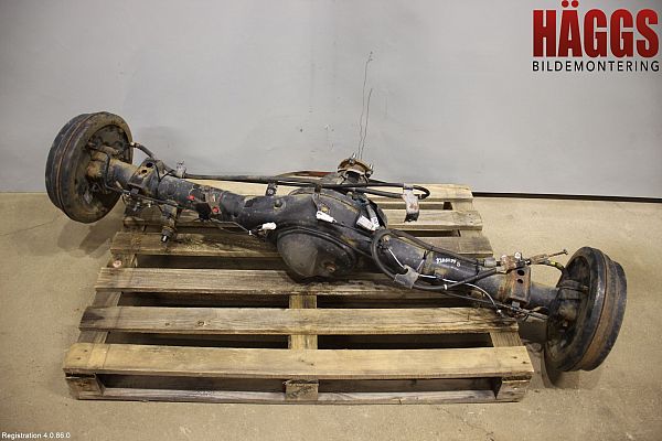 Rear axle assembly - complete TOYOTA HILUX VIII Pickup (_N1_)