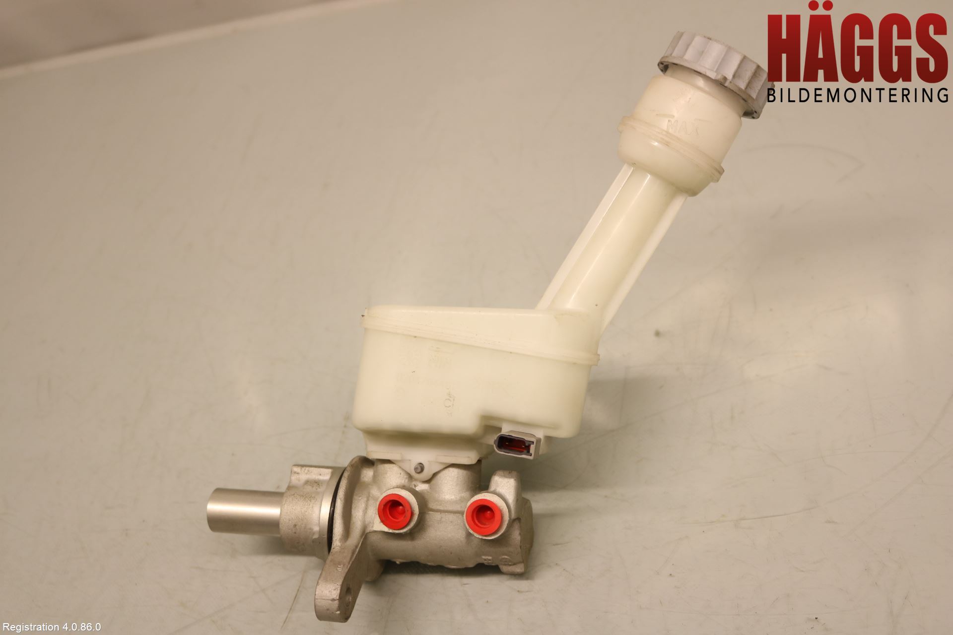 Suzuki SX4 S-Cross (JY) Brake - Master cylinder 51100-54P21
