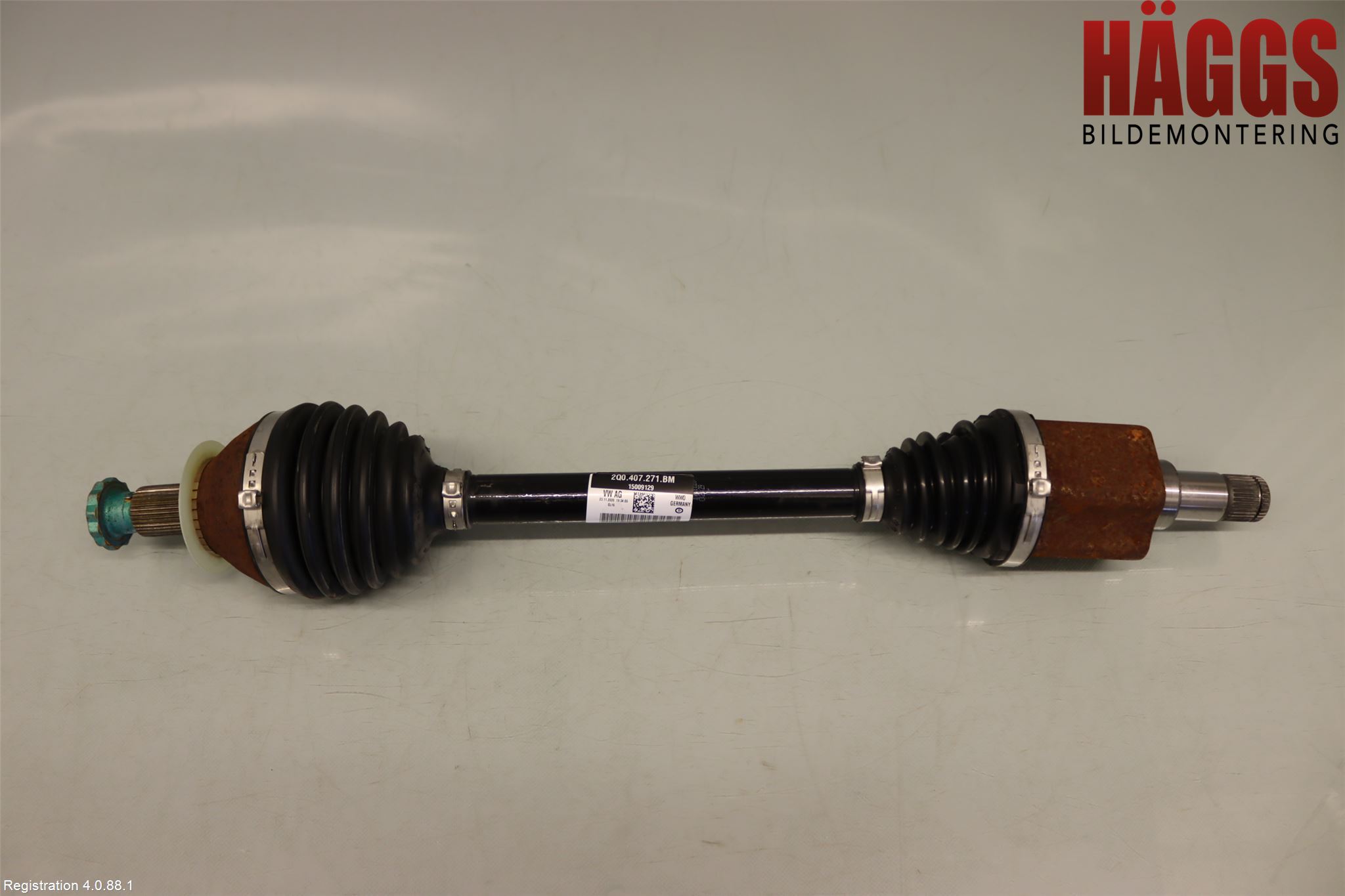 【702】【740】2点おまとめ 2Q0-407-271-BL : Drive shaft - front - Autoparts24
