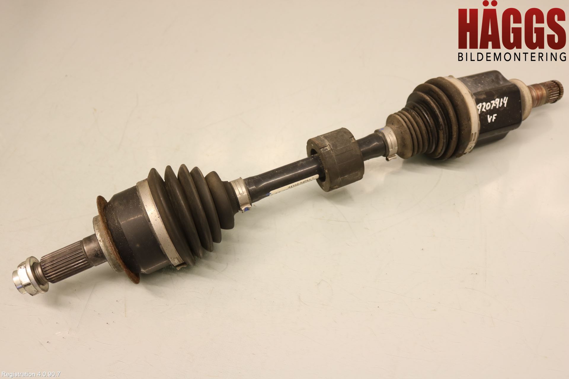 44102-54P61 : Drive shaft - front - Autoparts24