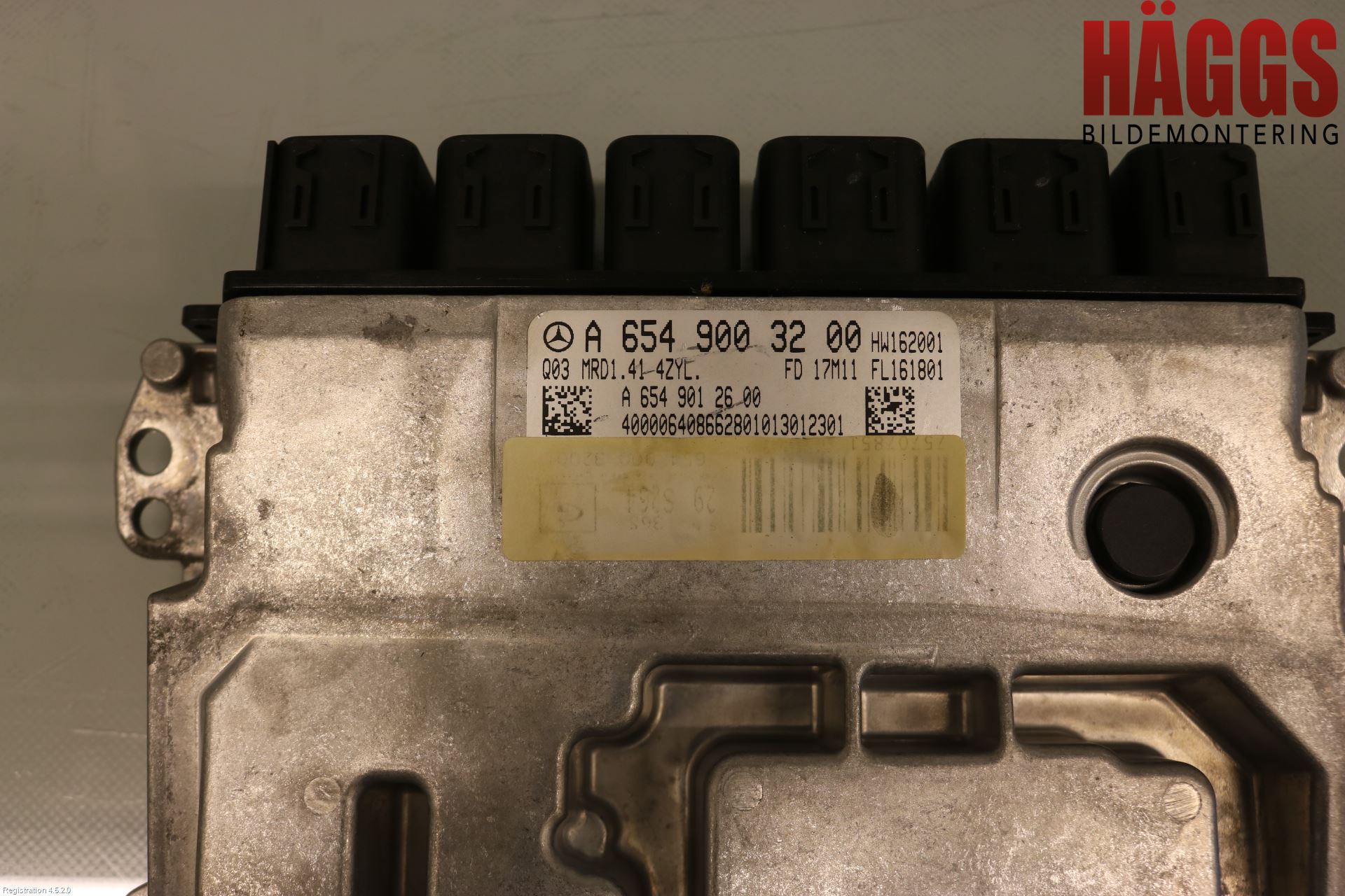 Mercedes-Benz E-CLASS T-Model (S213) Engine control unit (ECU 