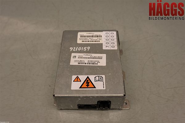 Voltage converter module
