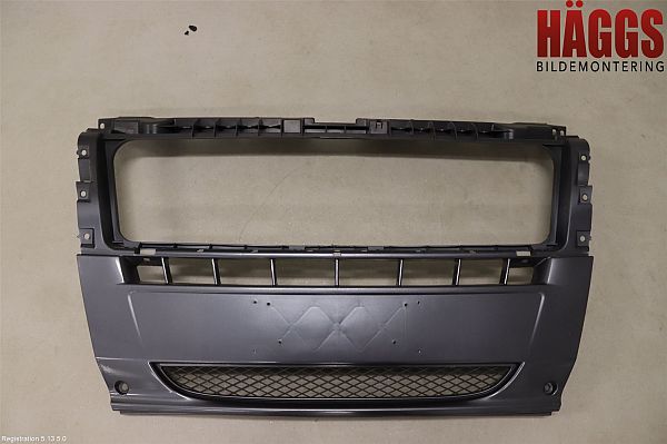 Front bumper