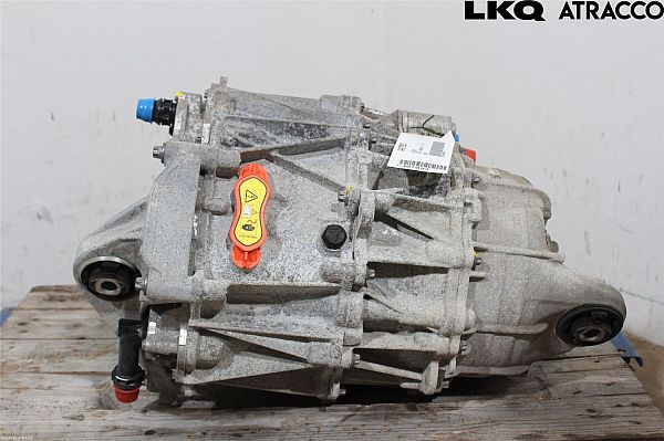 Motor - elektrisk - foran TESLA MODEL 3 (5YJ3)