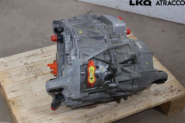 Motor - elektrisk - foran TESLA MODEL 3 (5YJ3)