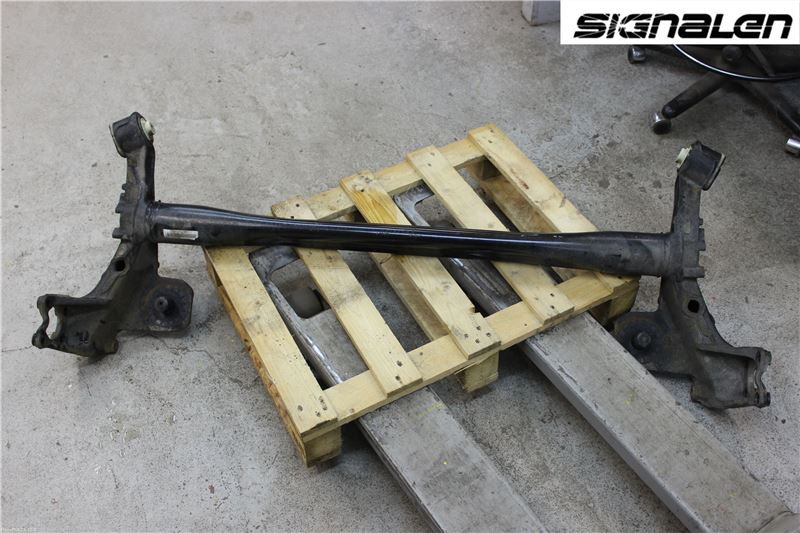 Rear axle assembly - complete OPEL ZAFIRA TOURER C (P12)