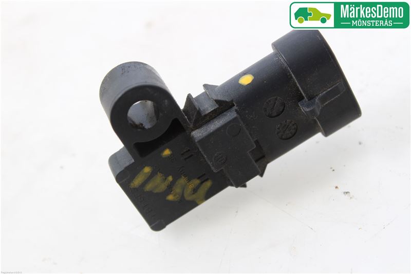 common rail (Injectie) / Verstuiver Brug OPEL ASTRA H FAMILY Hatchback (A04)