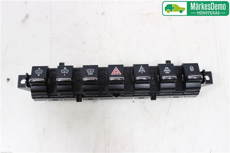 Peugeot 3008 MPV (0U_) Switch - hazzard 6490W7, 98070048ZD, 96638425XT