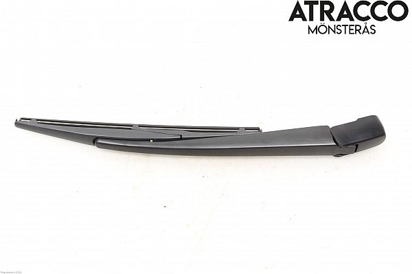 Rear wiper blade