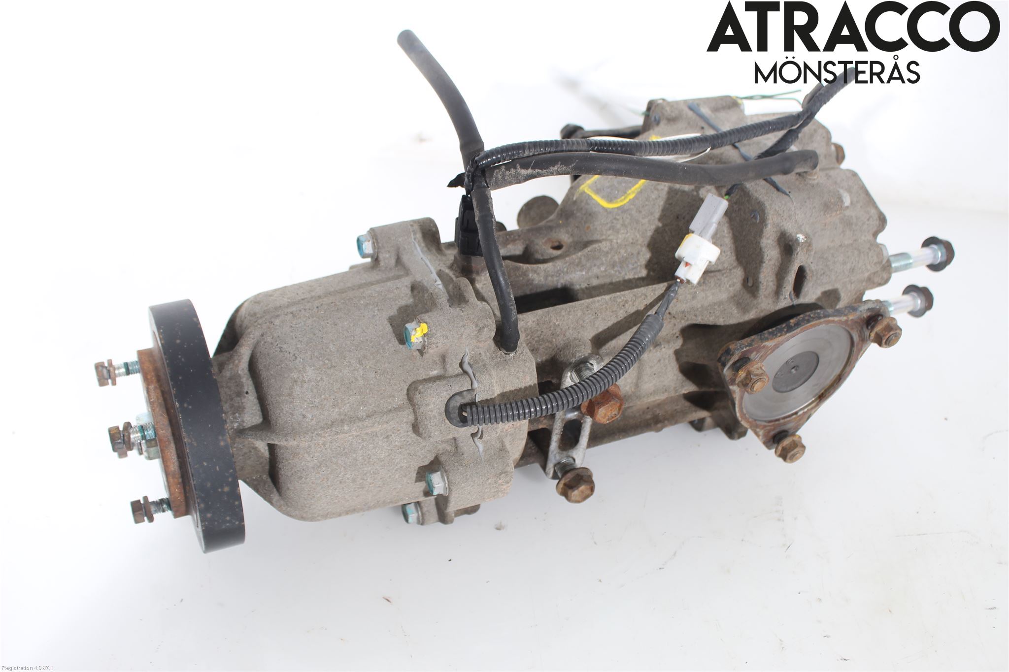 27610-79J01 : Rear axle assembly lump and Transfer - gear