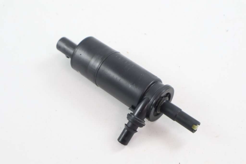 Wischwaschmotor AUDI Q3 (8UB, 8UG)