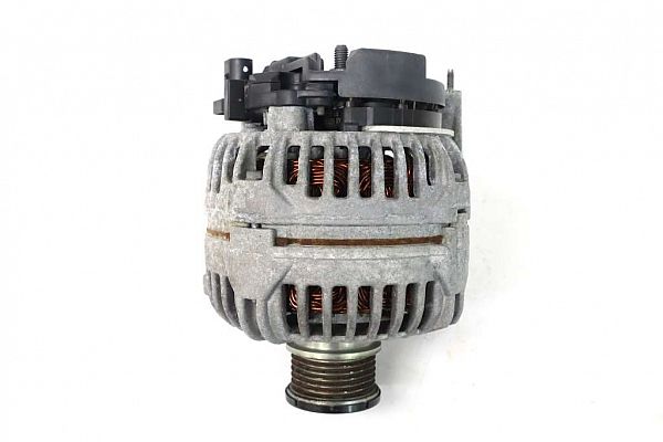 Generator SKODA SUPERB II Estate (3T5)
