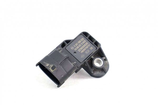 common rail (Injectie) / Verstuiver Brug NISSAN PULSAR Hatchback (C13)