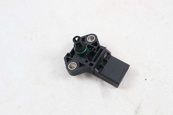common rail (Injectie) / Verstuiver Brug SKODA RAPID Spaceback (NH1)