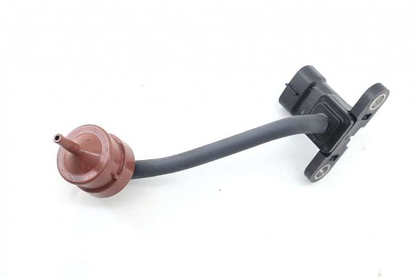 common rail (Injectie) / Verstuiver Brug TOYOTA HILUX VIII Pickup (_N1_)