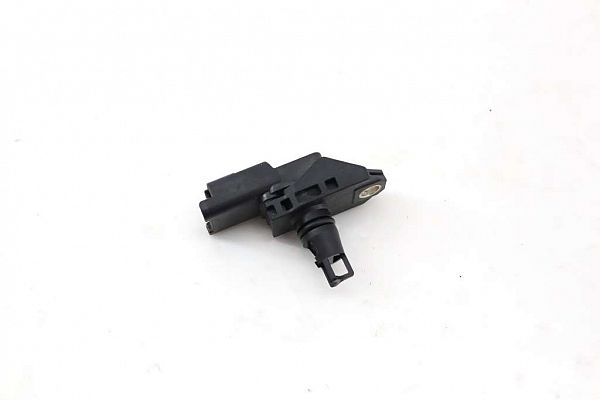 common rail (Injectie) / Verstuiver Brug VOLVO S60 II (134)