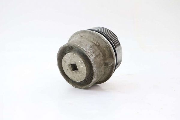 Oljefilter adapter/tilkobling TOYOTA YARIS/VITZ (_P13_)