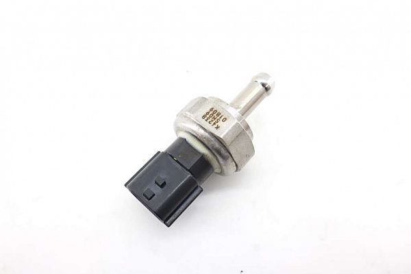 common rail (Injectie) / Verstuiver Brug MAZDA CX-5 (KF)