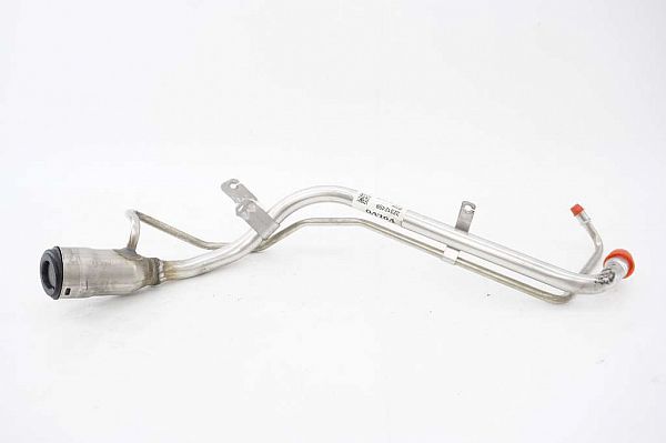 Brandstofpijp / Tankpijp VOLVO XC40 (536)