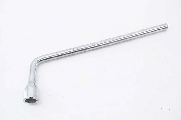 Wheel nut wrench