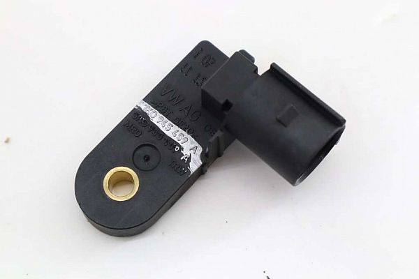 contact feu stop AUDI A3 Sportback (8VA, 8VF)