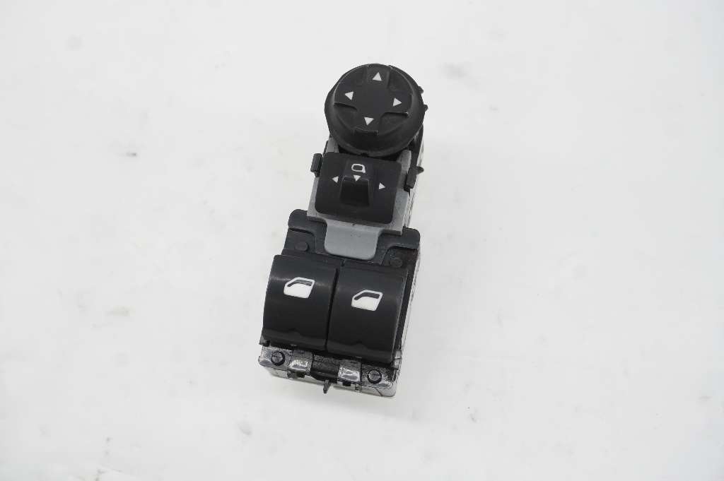 98329368ZD : Switch - electrical screen heater and Switch