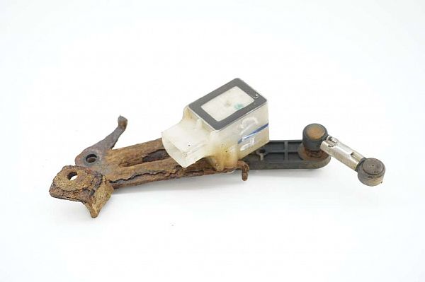 Sensor - lygtejustering SAAB 9-5 Estate (YS3E)