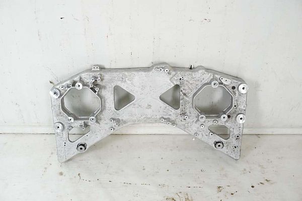 Engine cross member - front VOLVO XC40 (536)