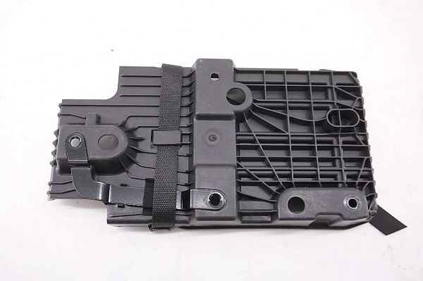 Accubak VOLVO V90 II Cross Country (236)