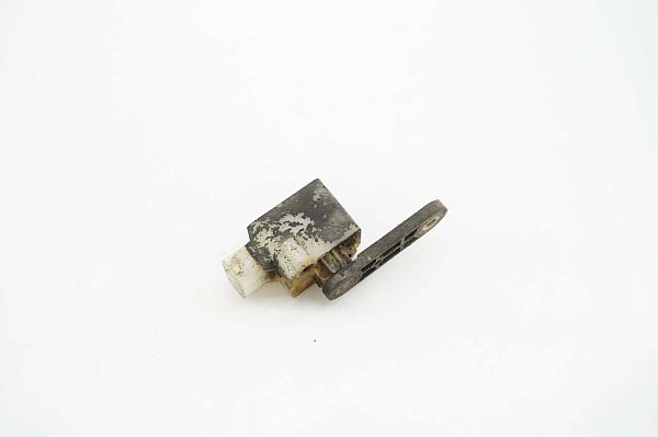 Sensor - lygtejustering SAAB 9-5 Estate (YS3E)