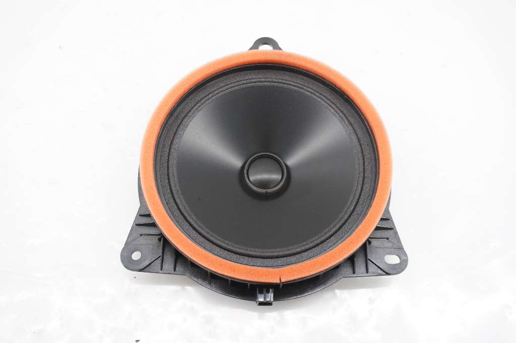 Toyota COROLLA CROSS (ZVG1_, ZSG1_, MXGH1_, MXGA1_) Speakers 86160