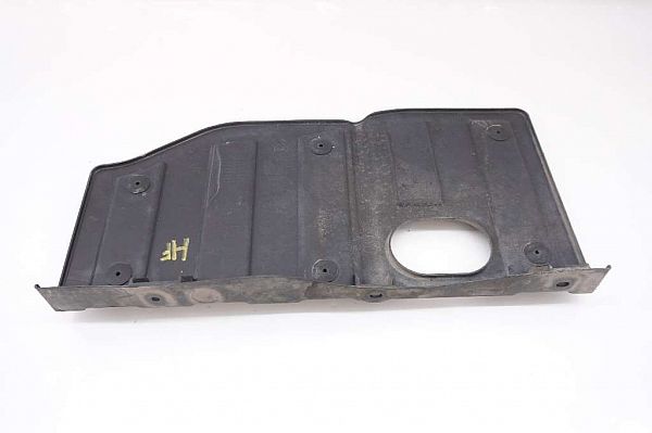 Engine splash shield