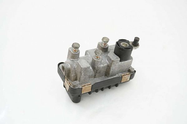 Turbocharger control actuator